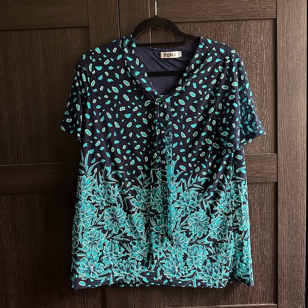 Mesh Splatter & Floral Print Top - Picture 8 of 8